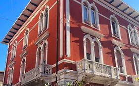 Clemente Rooms